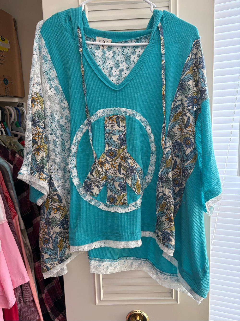 POL Turquoise Boho Peace Sign Hoodie Tunic nwot sz Medium